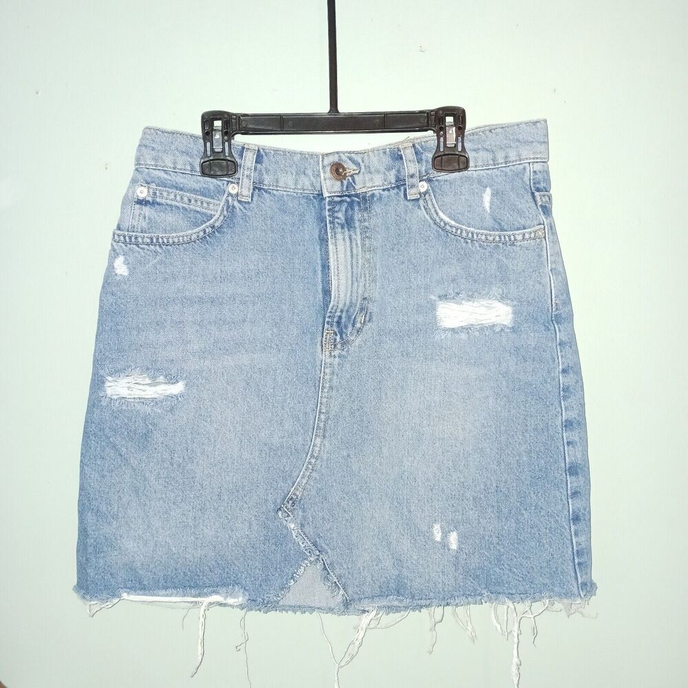 We The Free Denim Skirt Size 28 Distressed